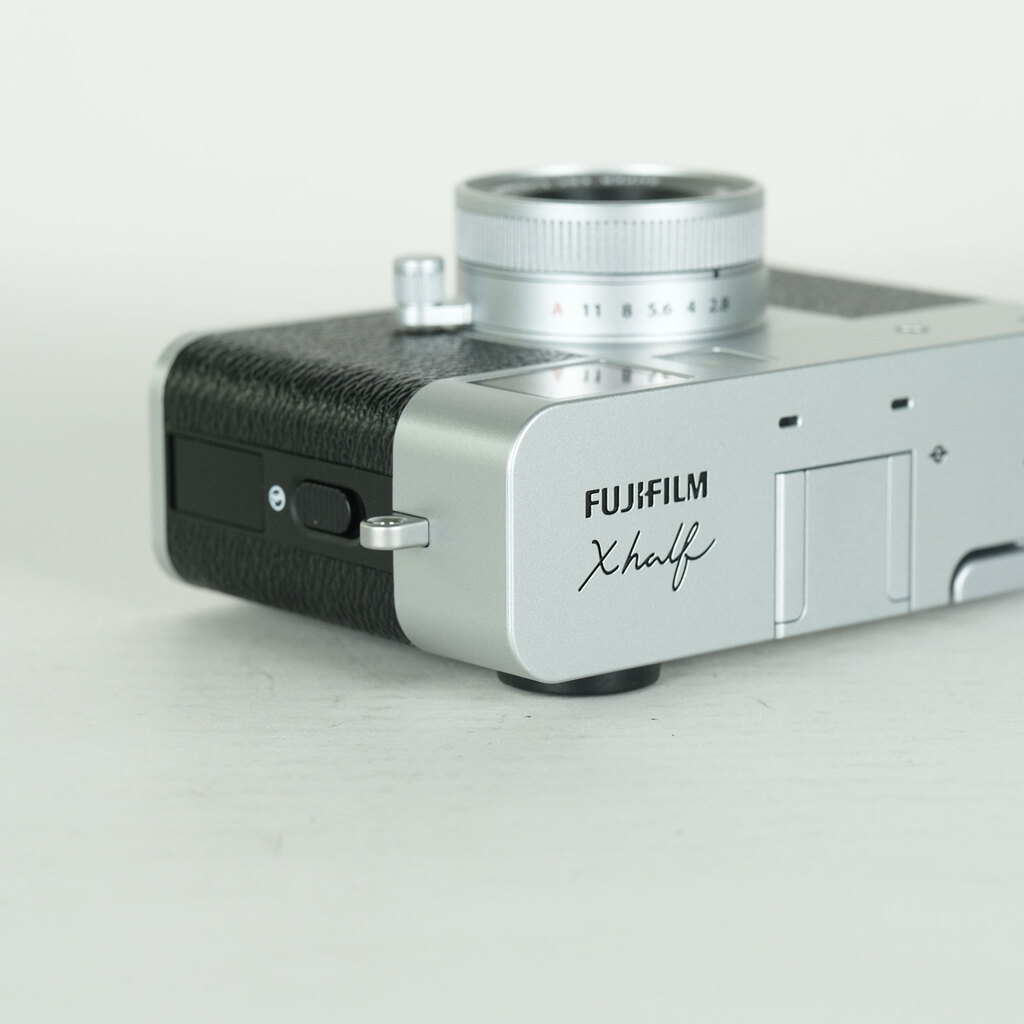 FUJIFILM X half X-HF1の出品 | ONE SCENE（ワンシーン）