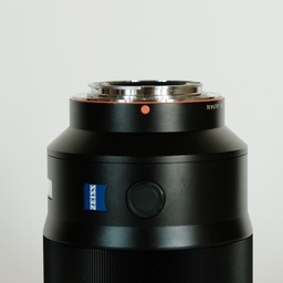 SONY Sonnar T* 135mm F1.8 ZA SAL135F18Z