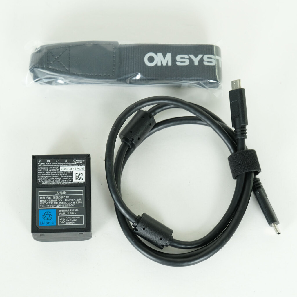 OM SYSTEM OM-3