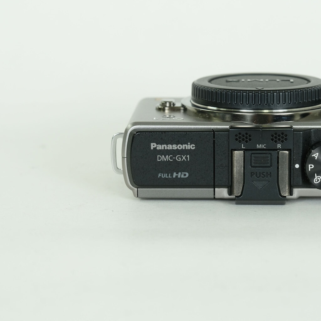 Panasonic LUMIX DMC-GX1-S ボディ ブレードシルバー
