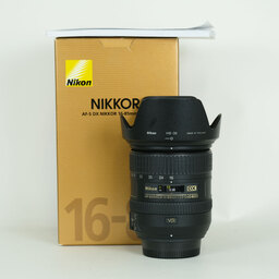 Nikon AF-S DX NIKKOR 16-85mm F3.5-5.6G ED VR Nikon AF-S DX NIKKOR 16-85mm F3.5-5.6G ED VR