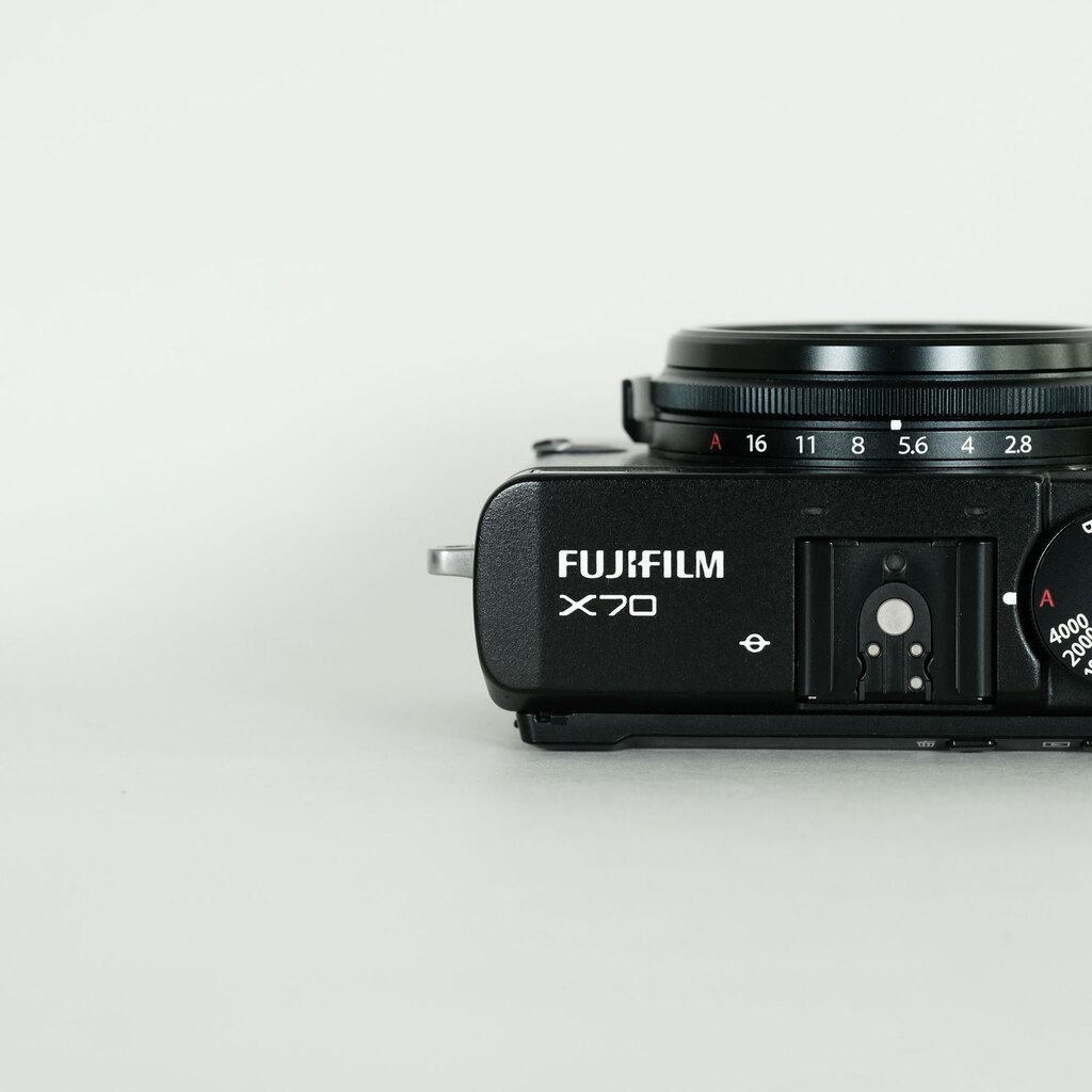 FUJIFILM X70 ブラック