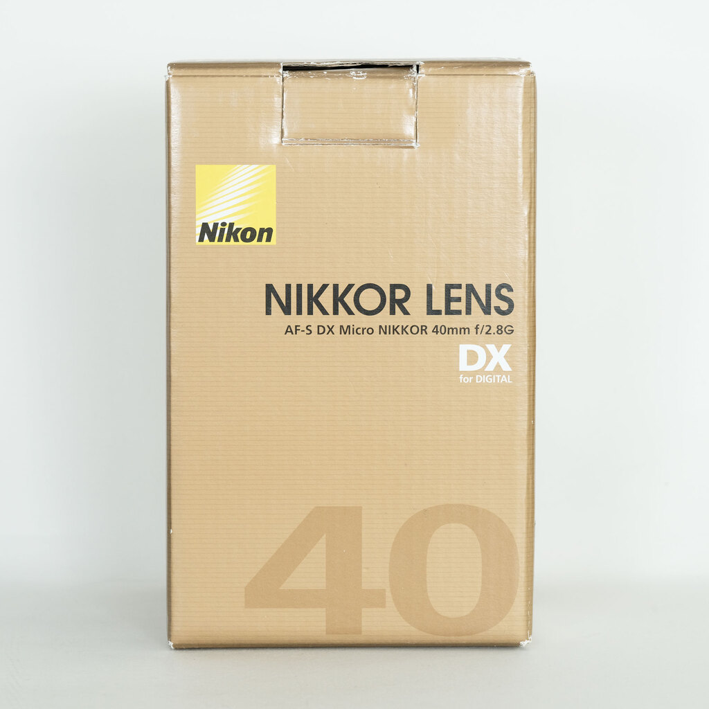 Nikon AF-S DX Micro NIKKOR 40mm f/2.8G
