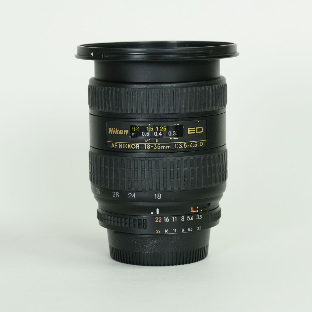 Nikon Ai AF Zoom-Nikkor 18-35mm F3.5-4.5D IF-ED Nikon Ai AF Zoom-Nikkor 18-35mm F3.5-4.5D IF-ED