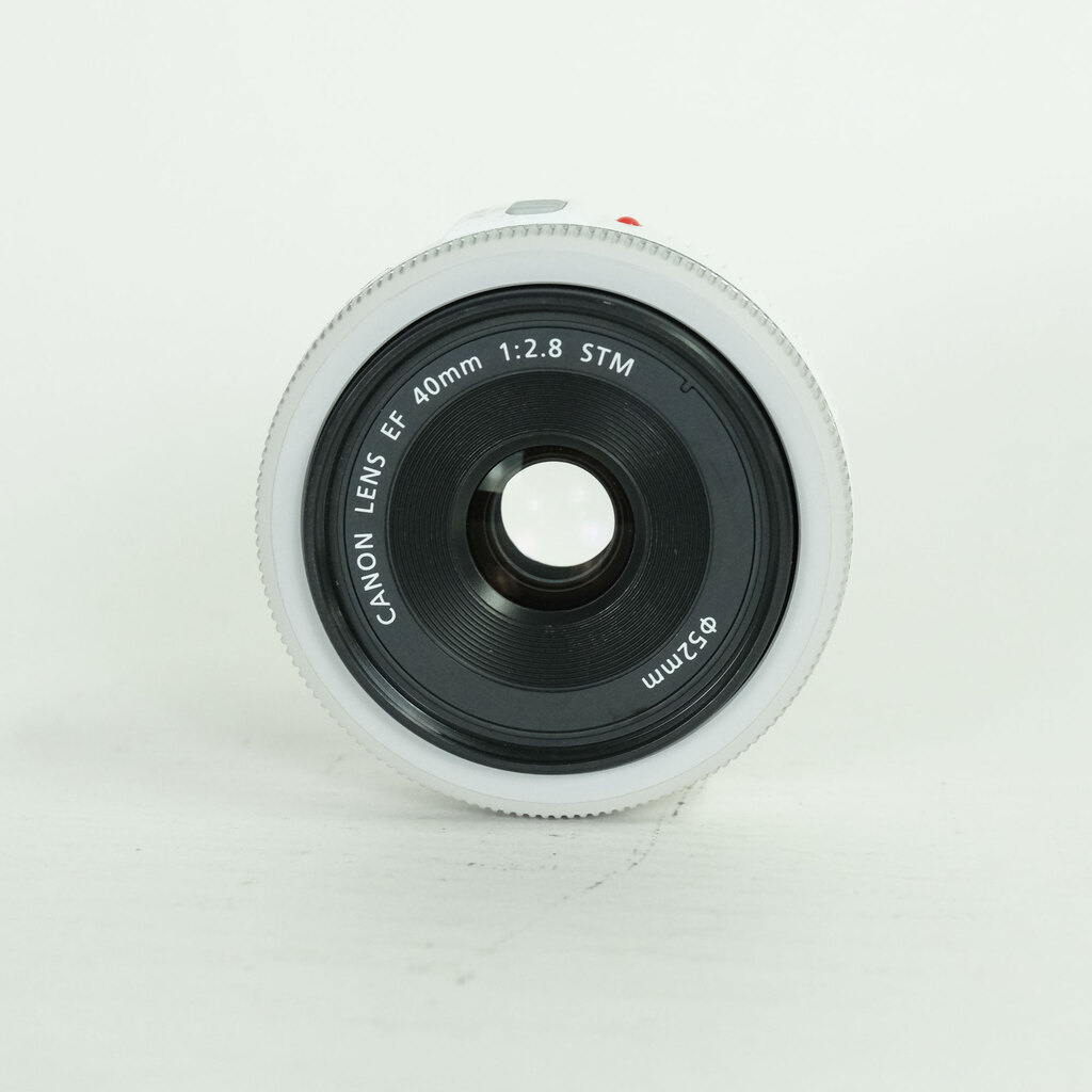 Canon EF40mm F2.8 STM ホワイト