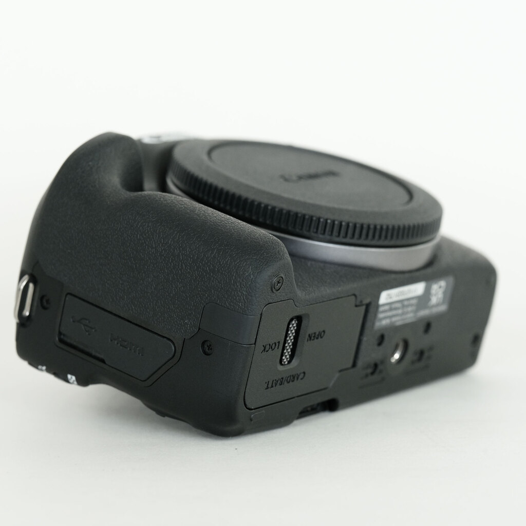 Canon EOS R50 ジャンク品 Canon EOS R50 Mirrorless Camera with 18-45mm and 55-210mm Lenses