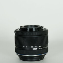 OLYMPUS M.ZUIKO DIGITAL 14-42mm F3.5-5.6IIR ブラック