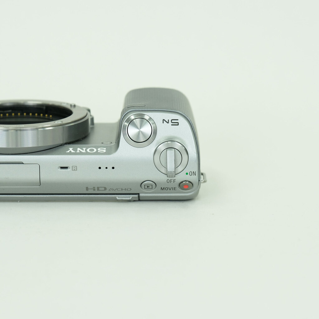SONY α NEX-5N ボディ シルバー SONY α NEX-5N ボディ シルバー