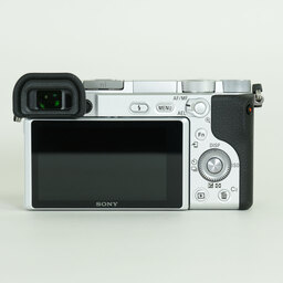 SONY α6400（ILCE-6400）