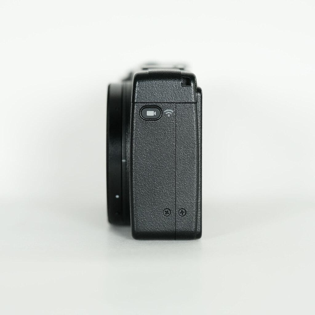 RICOH GR IIIx