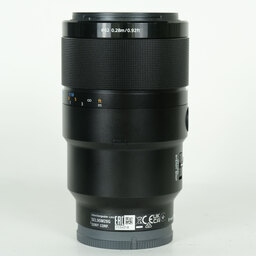 SONY FE 90mm F2.8 Macro G OSS SEL90M28G
