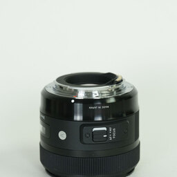 SIGMA 30mm F1.4 DC HSM | Art [キヤノン用]