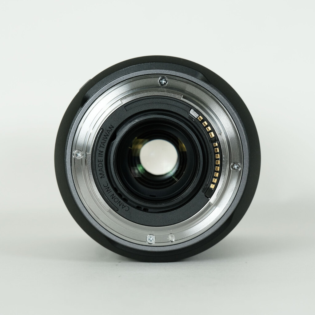 Canon RF24-240mm F4-6.3 IS USM