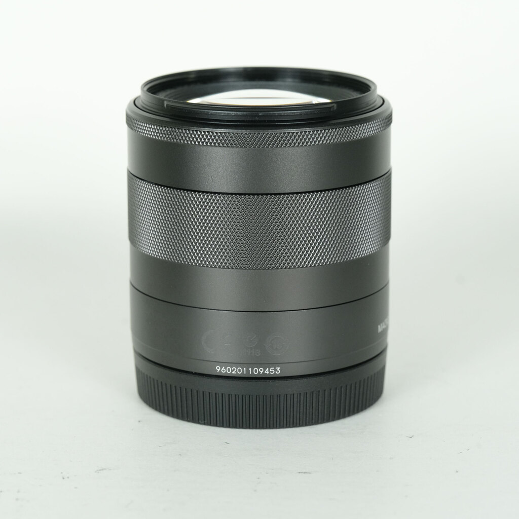 Canon EF-M18-55mm F3.5-5.6 IS STMの出品 | ONE SCENE（ワンシーン）