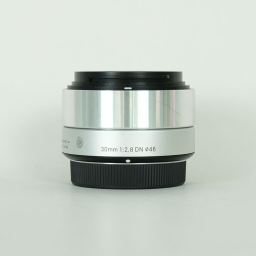 SIGMA A 30mm F2.8 DN (マイクロフォーサーズ用)シルバー