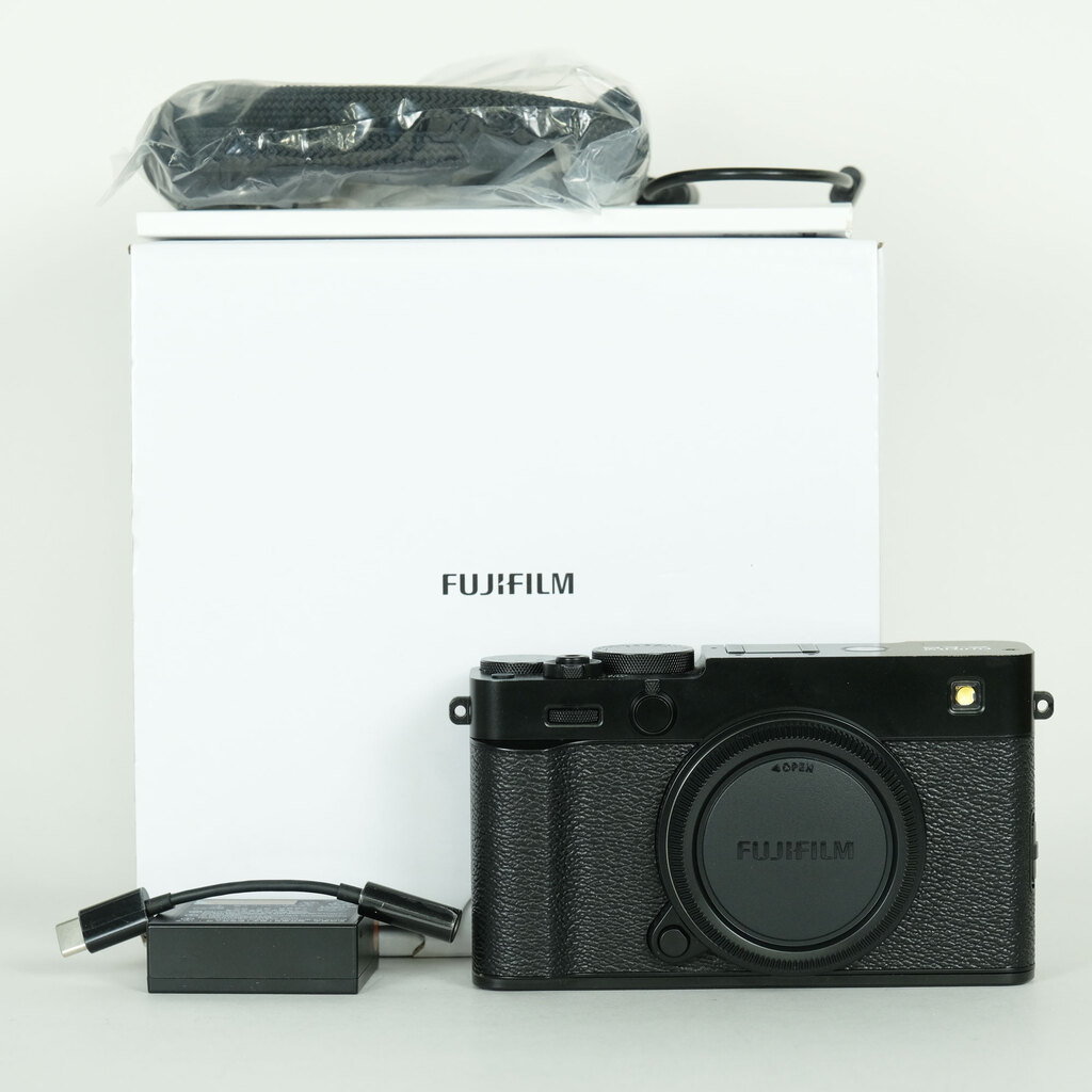 FUJIFILM X-E5