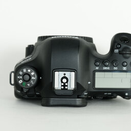 Canon EOS 6D Mark II