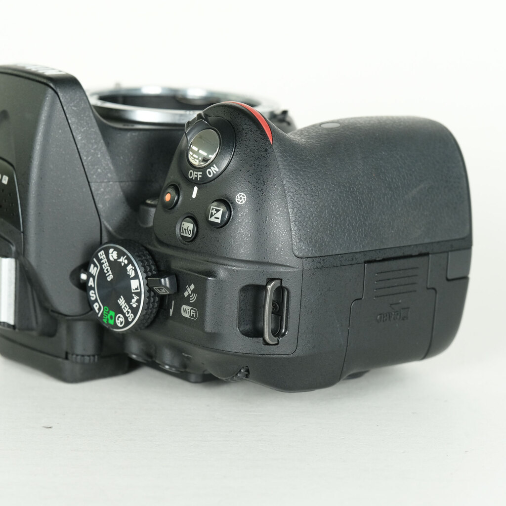 Nikon D5300