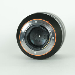 SONY Sonnar T* 135mm F1.8 ZA SAL135F18Z