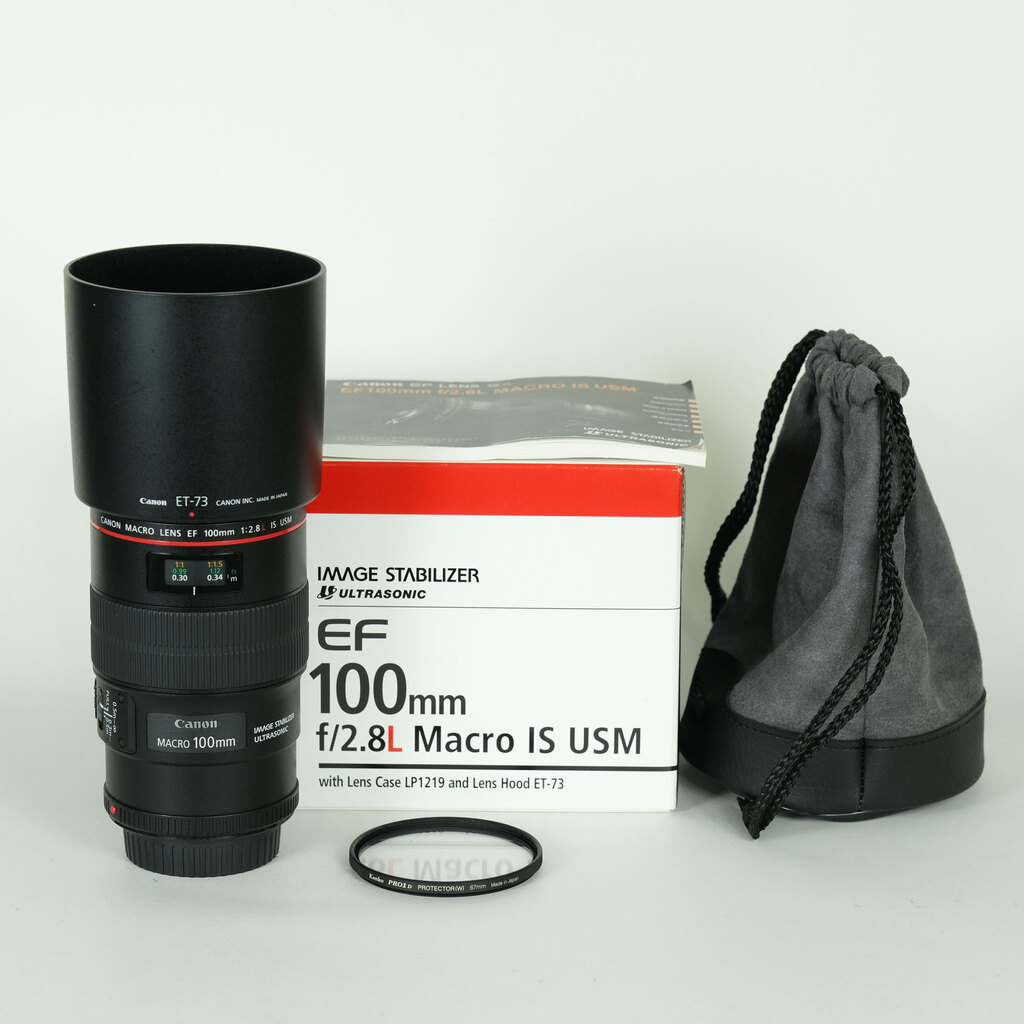 Canon EF100mm F2.8L�}�N�� IS USM