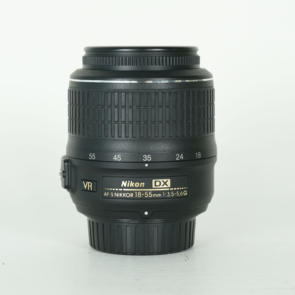 AF-S DX NIKKOR 18-55mm f/3.5-5.6G VR 中古価格比較 - 価格.com