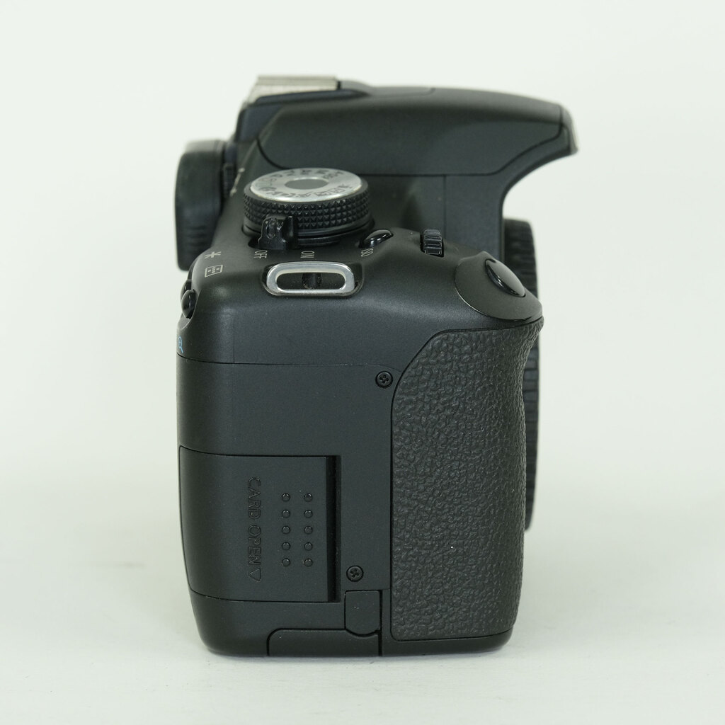 Canon EOS Kiss X3 ボディ