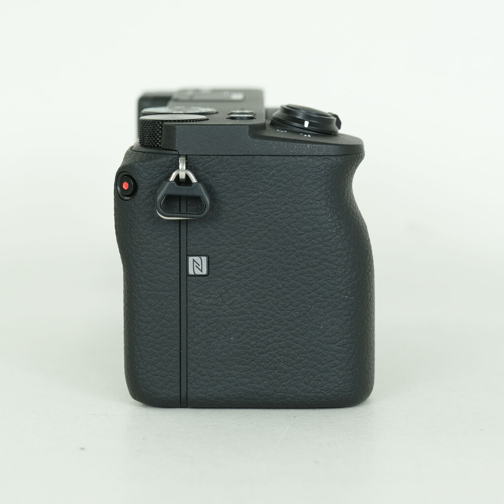 SONY ��6600�iILCE-6600�j [�{�f�B]