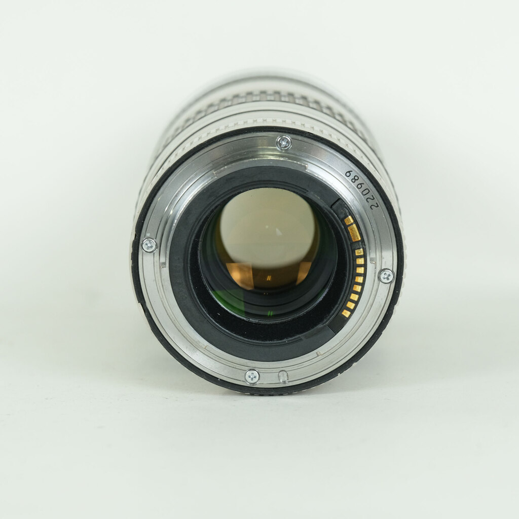 Canon EF70-200mm F4L IS USM Canon EF70-200mm F4L IS USM