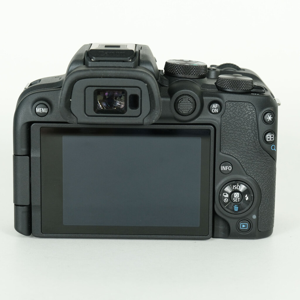 Canon EOS R10
