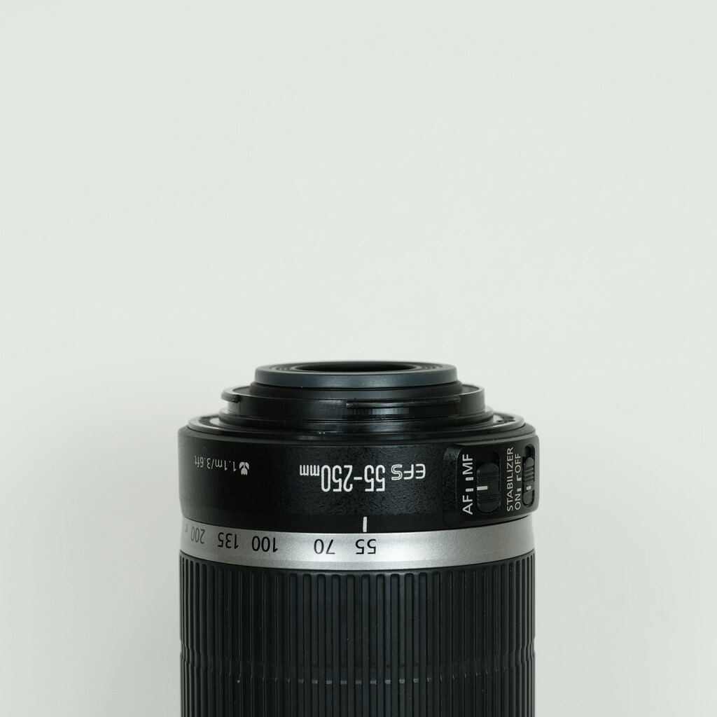 Canon EF-S55-250mm F4-5.6 IS Canon EF-S55-250mm F4-5.6 IS
