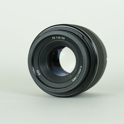 SONY FE 50mm F1.8 SEL50F18F
