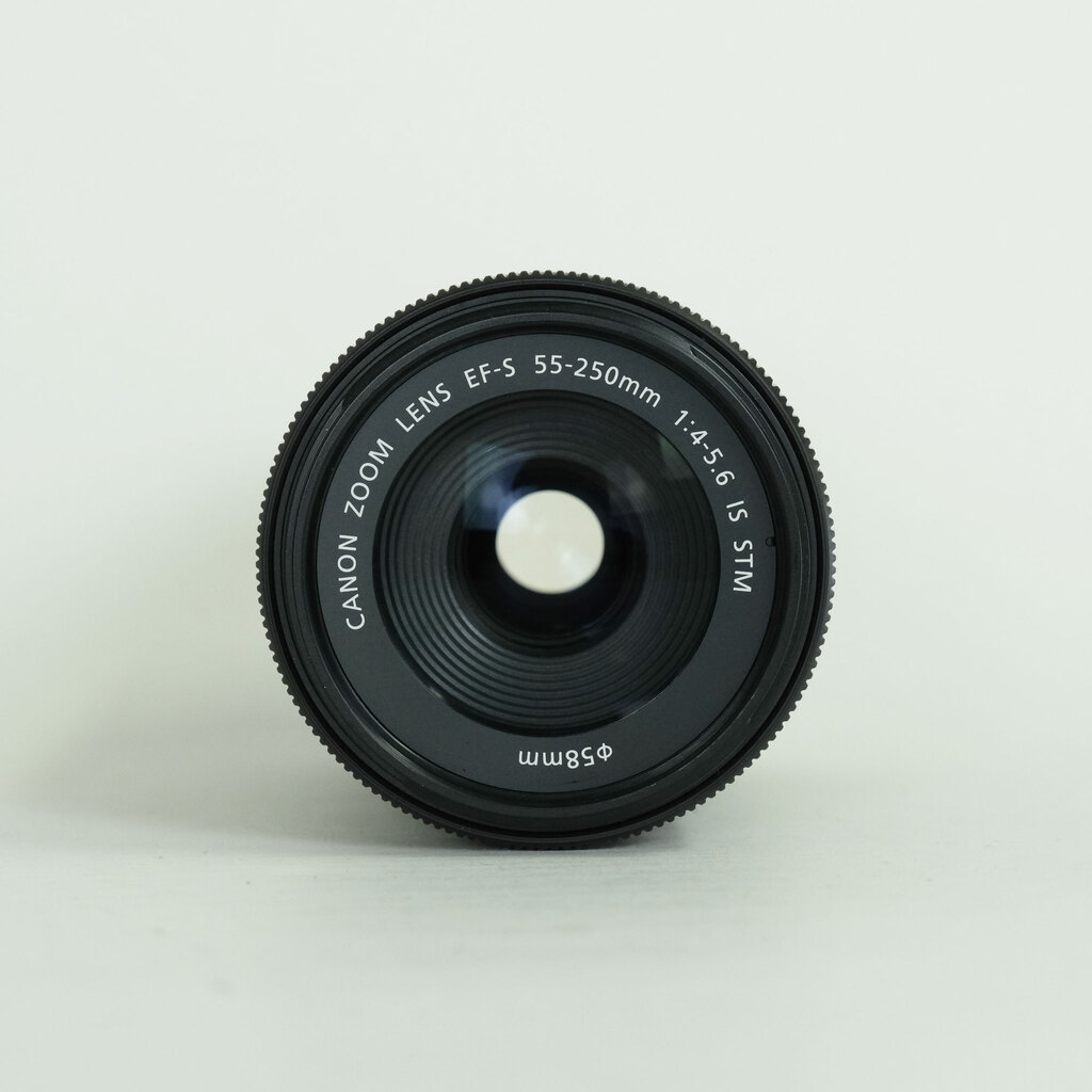 Canon EF-S55-250mm F4-5.6 IS STM