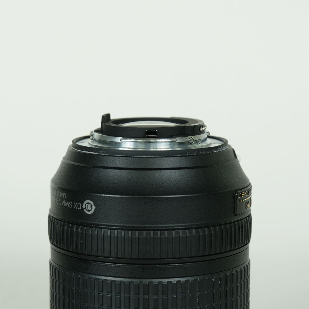 Nikon AF-S DX NIKKOR 18-140mm F3.5-5.6G ED VRの出品 | ONE SCENE