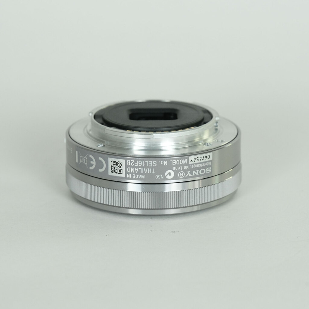 SONY E 16mm F2.8 SEL16F28