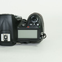 Nikon D300 ボディ
