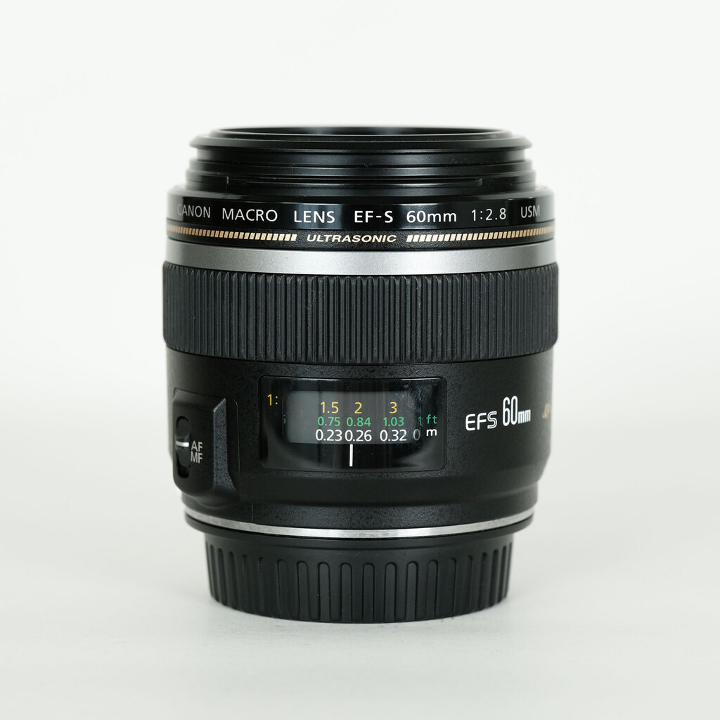 Canon EF-S60mm F2.8 マクロ USM