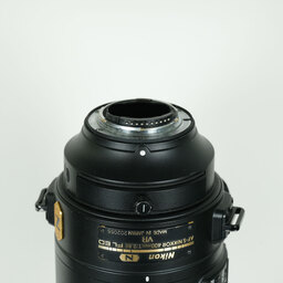 Nikon AF-S NIKKOR 400mm f/2.8E FL ED VR Nikon AF-S NIKKOR 400mm f/2.8E FL ED VR