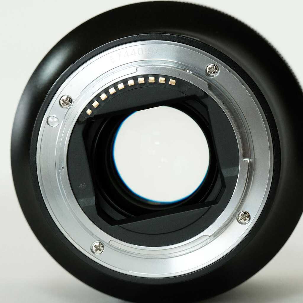 TOKINA atx-m 85mm F1.8 FE