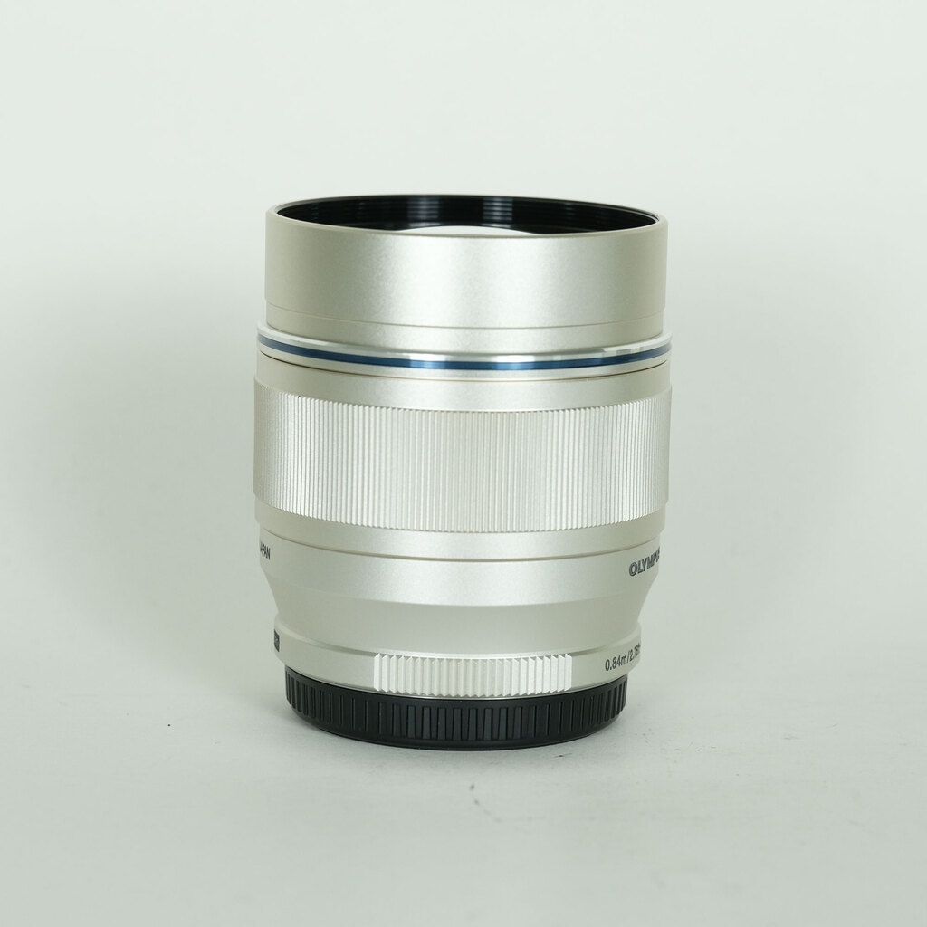 OLYMPUS M.ZUIKO DIGITAL ED 75mm F1.8