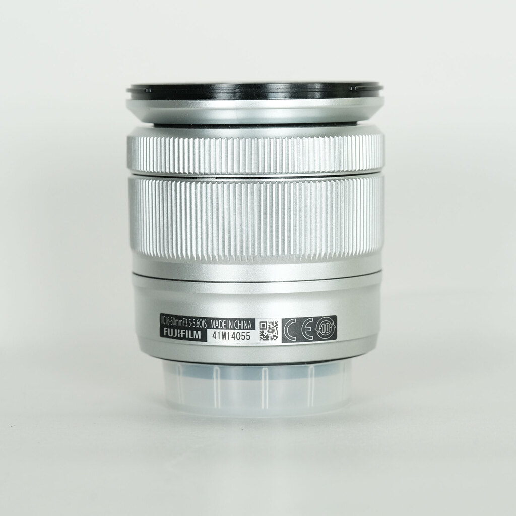 FUJIFILM フジノン XC16-50mm F3.5-5.6 OIS シルバー