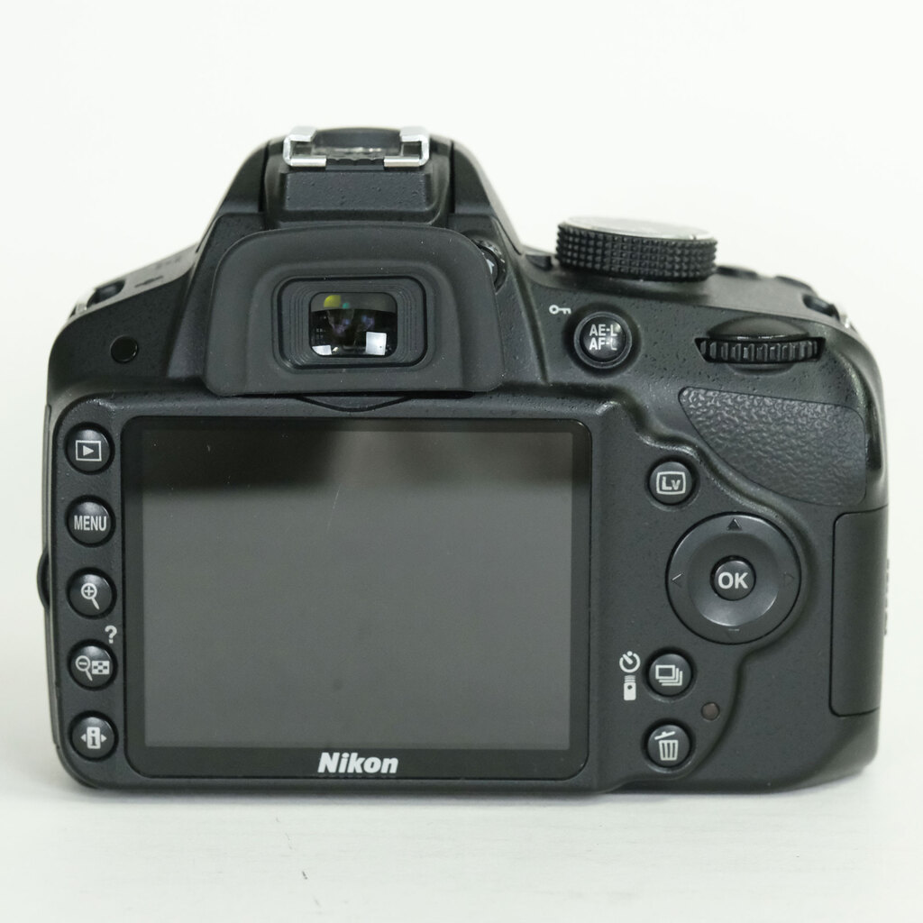 Nikon D3200ボディ ブラック