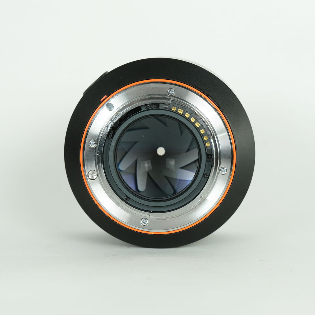 SONY Planar T*85mm F1.4 ZA SAL85F14Z