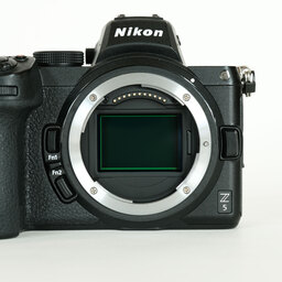 Nikon Z5