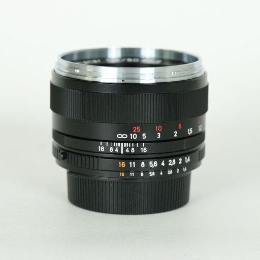 Carl Zeiss Planar T* 50mm F1.4 ZF.2 [ニコンF用]