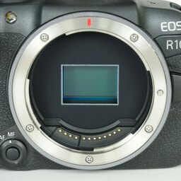Canon EOS R10