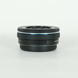 OLYMPUS M.ZUIKO DIGITAL ED 14-42mm F3.5-5.6 EZ ブラック