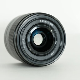 SONY FE 28mm F2 SEL28F20