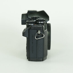 OLYMPUS OM-D E-M10 Mark II OLYMPUS OM-D E-M10 Mark II