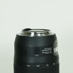 Canon EF70-300mm F4-5.6 IS II USM Canon EF70-300mm F4-5.6 IS II USM