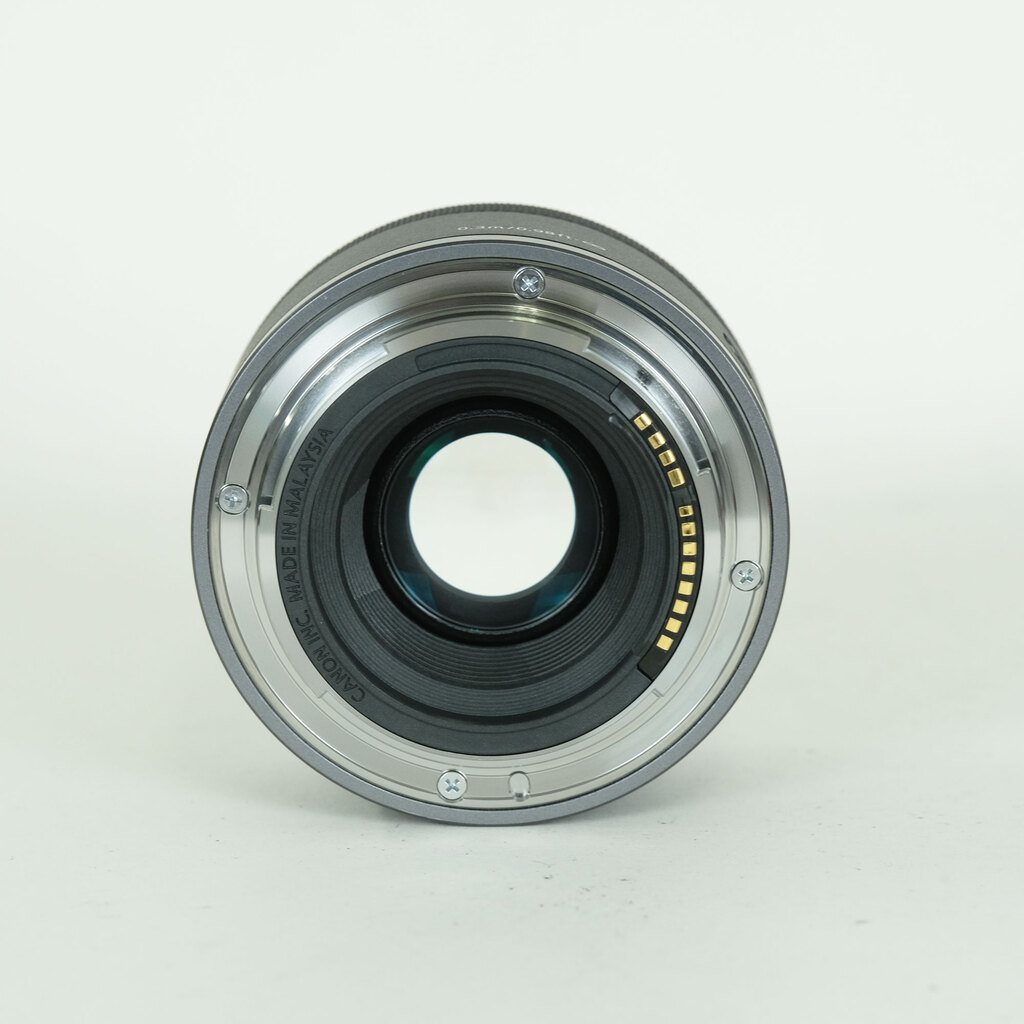 Canon RF50mm F1.8 STM Canon RF50mm F1.8 STM